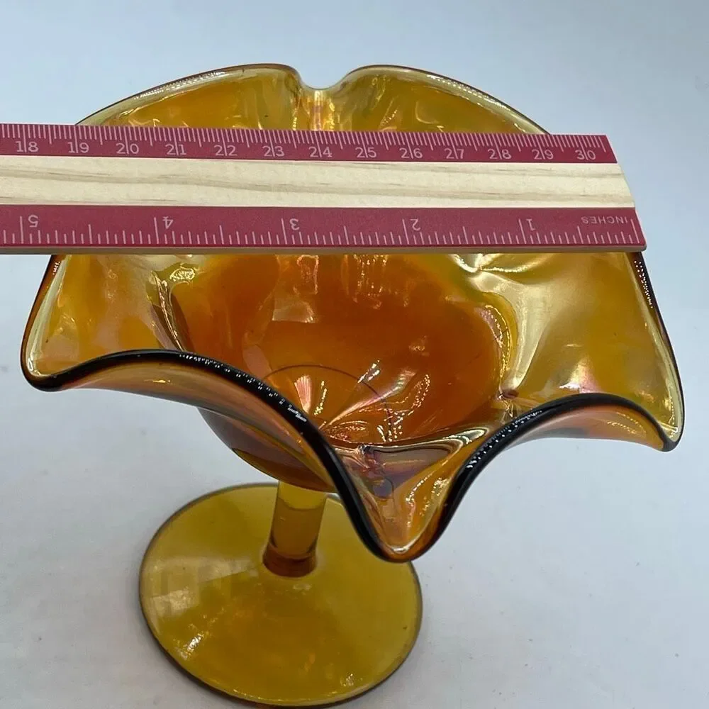 Fenton antique marigold